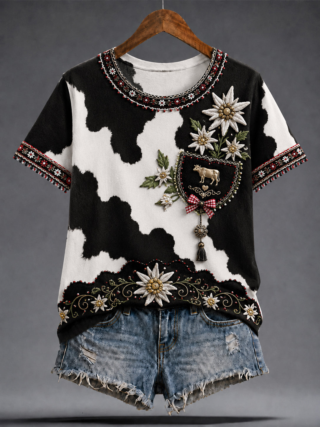 T-Shirt mit Kunstdruck zur österreichischen Frauenkultur