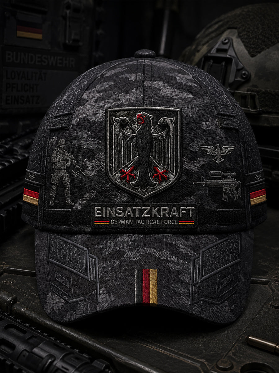 Herrenhut im Vintage-Stil mit militärinspiriertem Muster