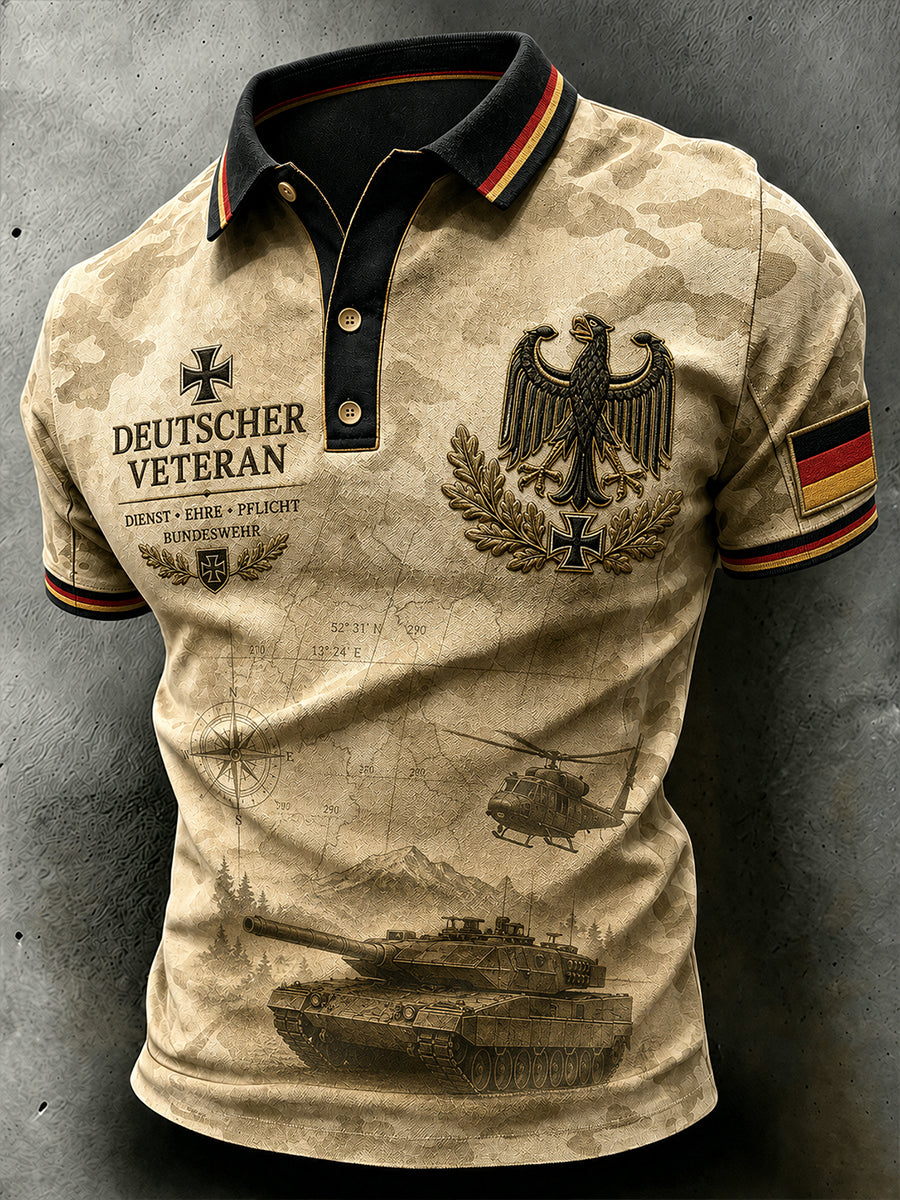 Herren-Poloshirt mit kurzen Ärmeln und vintage Militär-Print