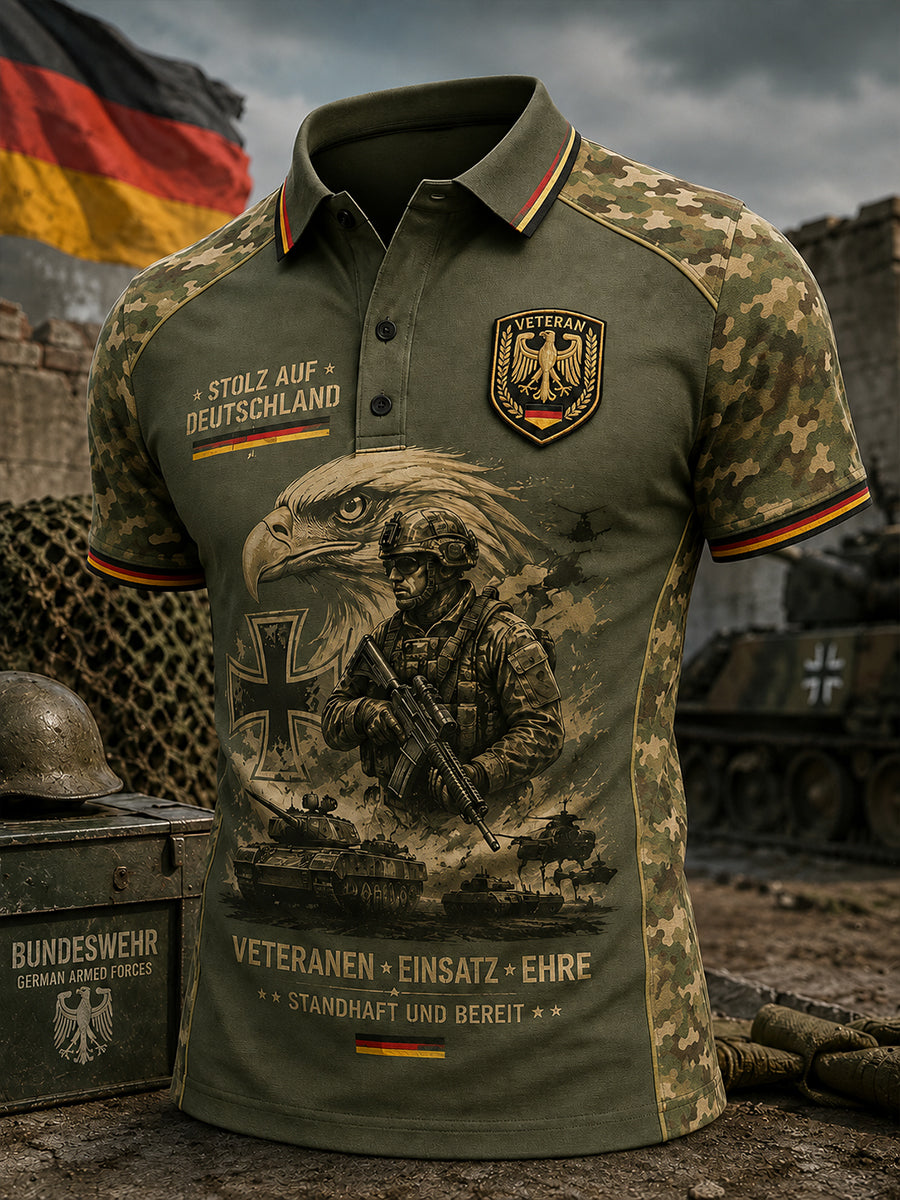 Herren-Poloshirt mit kurzen Ärmeln und vintage Militär-Print