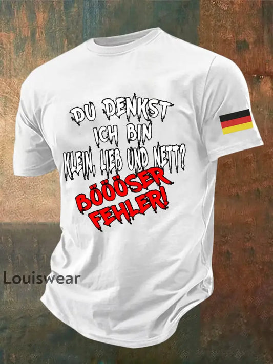 Herren Du denkst ich bin klein lieb & nett Böser Fehler bedrucktes Kurzarm-T-Shirt Weiß / S