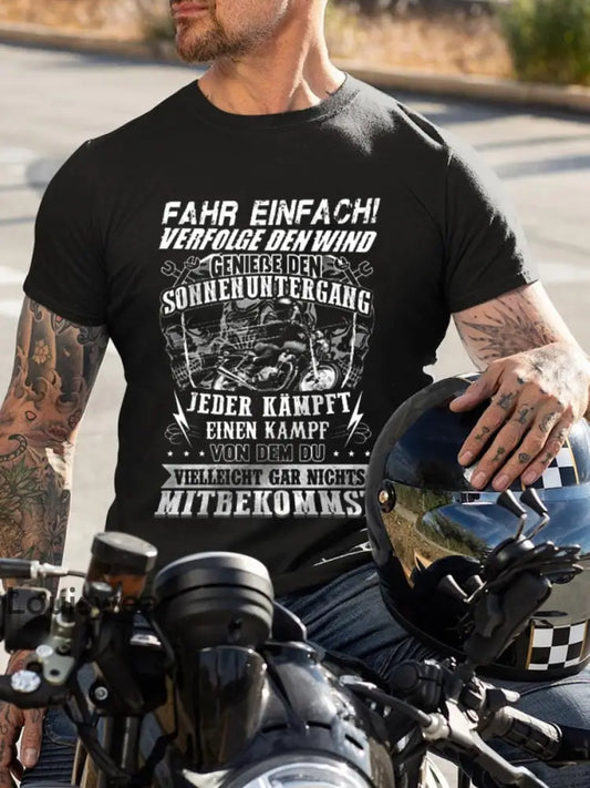 Herren Motorrad fahrer verfolge den Wind bedrucktes Kurzarm-T-Shirt Schwarz / S