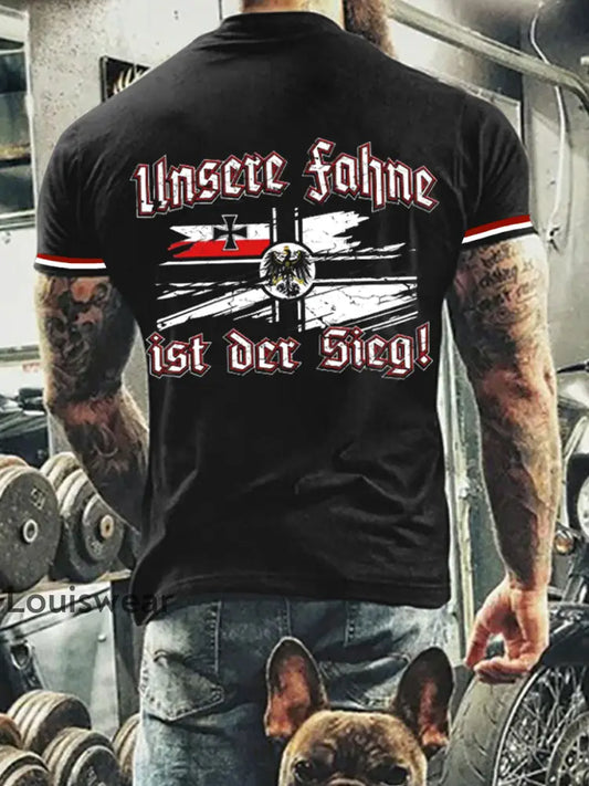 Kurzarm-T-Shirt für Männer Unsere Fahne Ist der Sieg bedruckt Schwarz / S