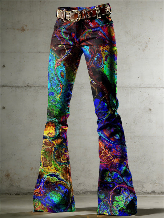 Damenhose mit psychedelischem Print und ausgestelltem Bein