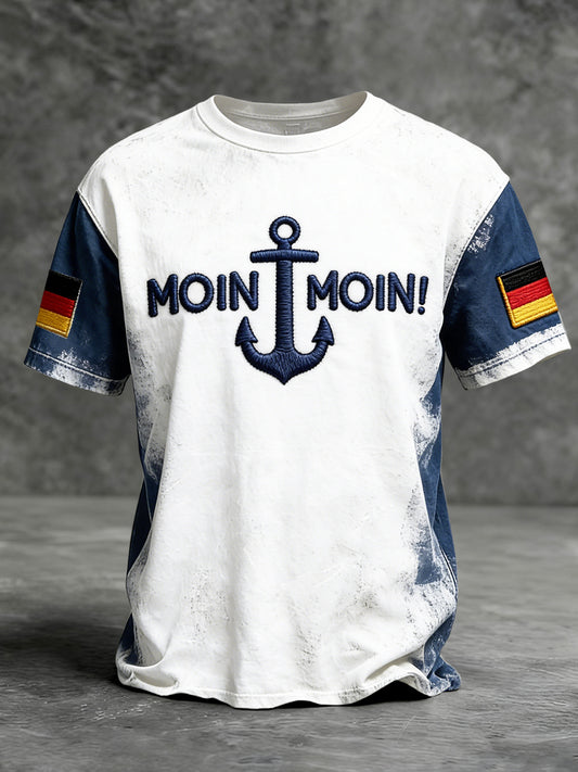 Herrenweißes, lässiges T-Shirt mit deutschem „Moin“-Verlaufsdruck