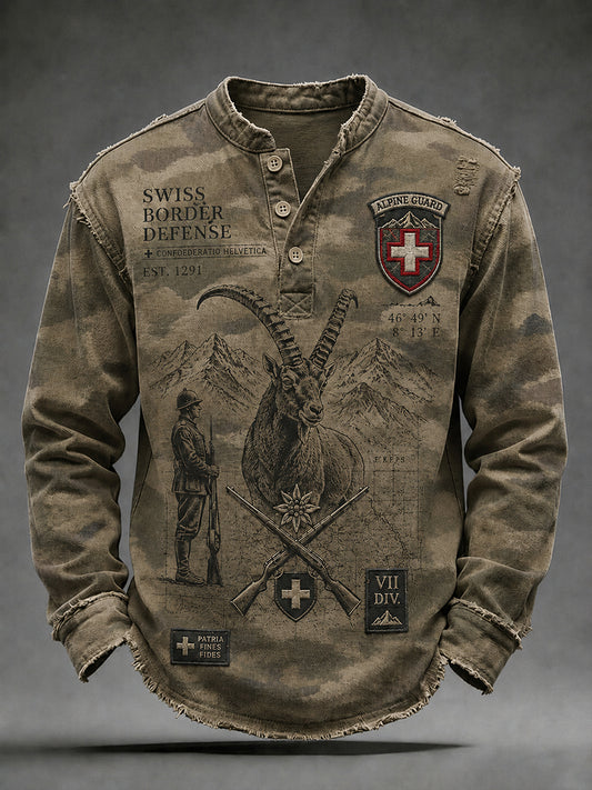 Herren-Longsleeve mit alpinem, militärinspiriertem Print
