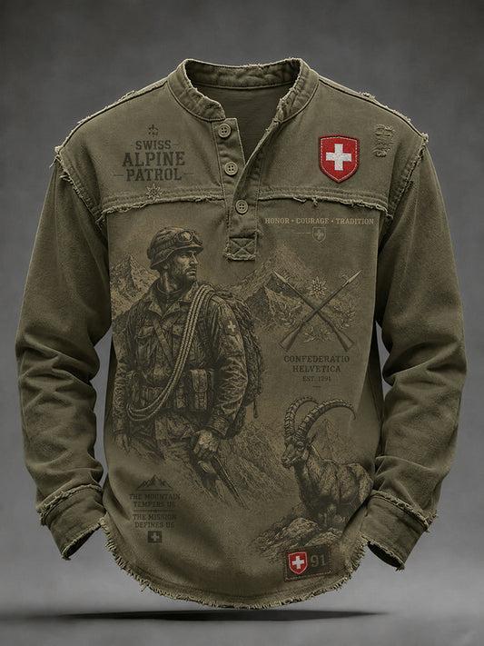 Herren-Longsleeve mit alpinem, militärinspiriertem Print