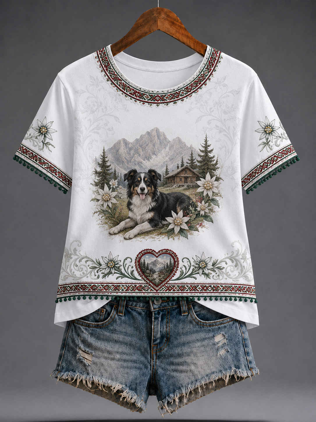 Frauen-T-Shirt im österreichischen Landhausstil mit Kunstdruck, lässig geschnitten