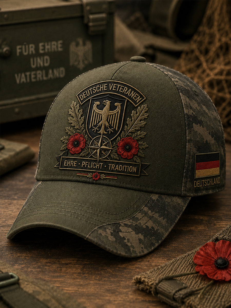 Mütze mit militärischem Vintage-Print
