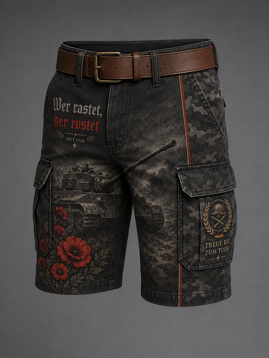 Herren-Cargo-Kurzhose im Vintage-Stil mit militärinspiriertem Print