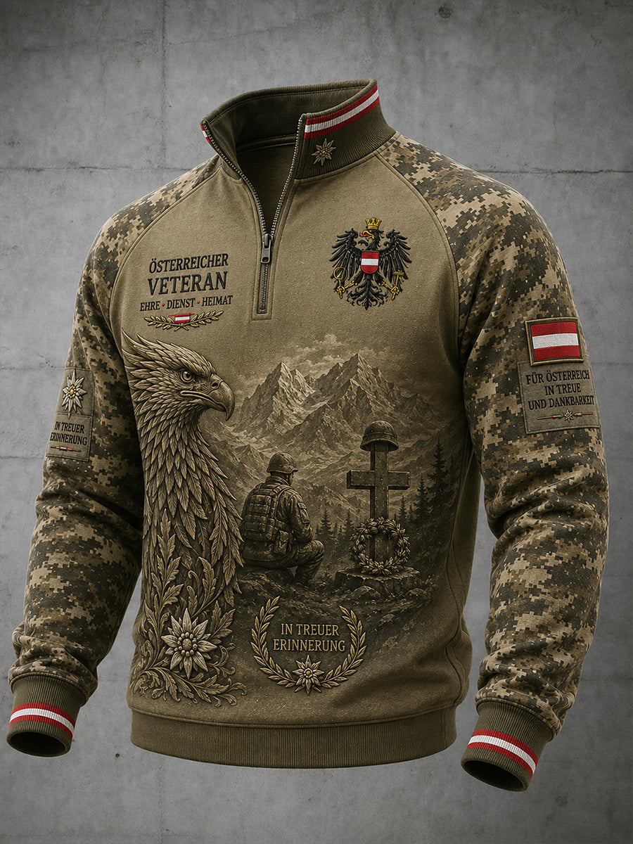 Herren-Top im Militärstil mit Camouflage-Print, Raglanärmeln und durchgehendem Reißverschluss