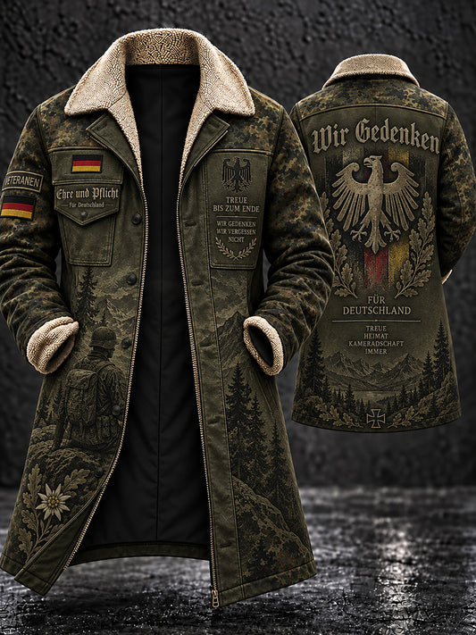 Herren-Langmantel mit Fleecefutter und Grafikdruck zum Veteranengedenken